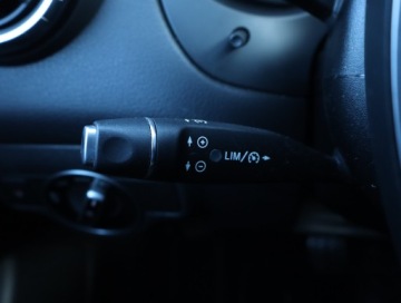 Mercedes CLA C117 Shooting Brake 1.6 200 156KM 2015 Mercedes CLA 200, Automat, Skóra, Xenon, Bi-Xenon, zdjęcie 21