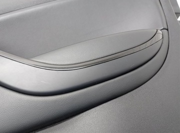 ОБИВКА БОКОВОЙ ДВЕРИ ПРАВАЯ ПЕРЕДНЯЯ КОЖА CITROEN C5 III X7 EU