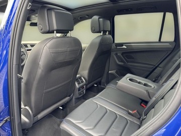 Volkswagen Tiguan II SUV R 2.0 TSI 320KM 2023 Volkswagen Tiguan TSI 4Motion 320KM R Harman Kardon Area View Hak FV23, zdjęcie 33