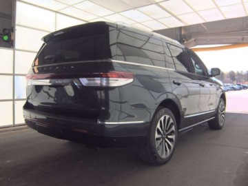 Lincoln Navigator III 2024 Lincoln Navigator Reserve 2024 3.5 Benzyna 440KM, zdjęcie 5