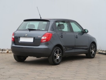 Skoda Fabia II Hatchback Facelifting 1.2 TSI 85KM 2010 Skoda Fabia 1.2 TSI, Klima,ALU, zdjęcie 4