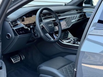 Audi A8 D5 Sedan Facelifting 3.0 50 TDI 286KM 2025 Audi A8 S line,Lodowka,BO Advanced,Noktowizja,Pakiet Carbon,Black Plus, zdjęcie 2