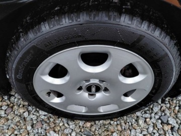 Audi A3 8P Hatchback 3d 1.4 TFSI 125KM 2010 Audi A3 Sportback Lift LED Klimatronik Elektryka Serwis 1.4 Benzyna 125KM, zdjęcie 20