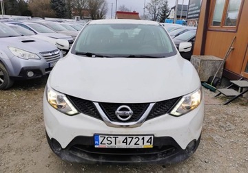 Nissan Qashqai II Crossover 1.2 DIG-T 115KM 2015 Nissan Qashqai 2015r, Salonowy, 1.2 Benzyna. Uszkodzony. Poobijany. Jezdzi., zdjęcie 18
