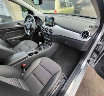 Mercedes Klasa B W246 Sports Tourer 180 CDI BlueEFFICIENCY Edition 109KM 2015 Mercedes-Benz Klasa B Mercedes-Benz Klasa B 180 (CDI) d BlueEff Edition St, zdjęcie 4