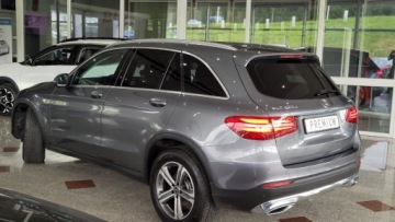 Mercedes GLC C253 SUV 2.1 220 d 170KM 2018 Mercedes-Benz GLC MERCEDES GLC 220D 4MATIC 2.1 Diesel 170KM, zdjęcie 6