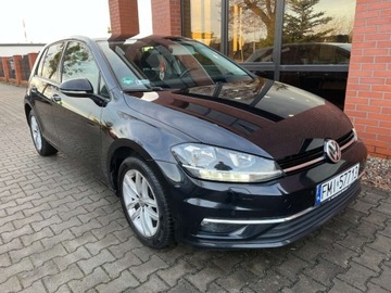 Volkswagen Golf VII Variant 2.0 TDI CR DPF BlueMotion Technology 150KM 2017 Volkswagen Golf 2.0 diesel 150 KM BEZWYPADKOWY 6 biegow zadbany zamia, zdjęcie 1