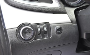 Opel Mokka I SUV 1.7 CDTI ECOTEC 130KM 2014 Opel Mokka 1.7 Diesel Cz. parkowania 1.7 Diesel 130KM, zdjęcie 19