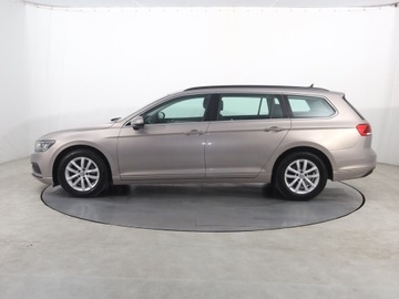Volkswagen Passat B8 Variant 2.0 TDI BlueMotion SCR 150KM 2019 VW Passat 2.0 TDI, Salon Polska, 1. Właściciel, zdjęcie 2