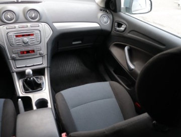 Ford Mondeo IV Kombi 1.8 Duratorq TDCi 125KM 2009 Ford Mondeo 1.8 TDCi, Salon Polska, Klima, zdjęcie 7