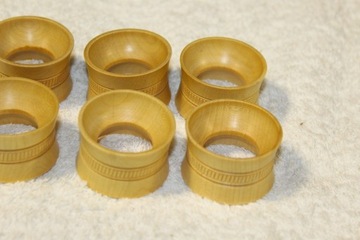 KOMPLET SERWETNIKÓW DREWNIANYCH