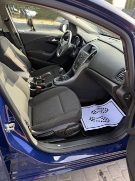 Opel Astra K Sports Tourer 1.6 CDTI 110KM 2016 Opel Astra J Sports Tourer 2016r. 1.6 CDTI/110KM NOWY ROZRZĄD SERWIS, zdjęcie 3