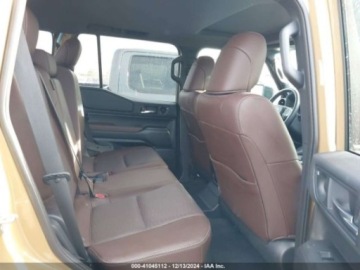 Toyota Land Cruiser VIII 2024 Toyota Land Cruiser 2024r., 4x4, 2.4L 2.4 Benzyna 326KM, zdjęcie 9