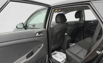 Hyundai Tucson III SUV 1.7 CRDI 115KM 2016 Hyundai Tucson 1,6Crdi LED 71tys km OPLACONY Jeden WLASCICIEL 2 Komplet AL, zdjęcie 5