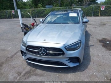 Mercedes Klasa E W213 2021 Mercedes-Benz Klasa E Mercedes-Benz E 350 2.0 Benzyna 255KM, zdjęcie 1