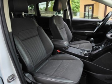 Ford Kuga II SUV Facelifting 2.0 TDCi 150KM 2017 Ford Kuga 2.0d 150KM Navi Kamera LED Salon Polska Bezwypadkowa 1- Wlascici, zdjęcie 14