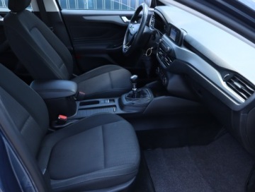 Ford Focus III Kombi Facelifting 1.0 EcoBoost 125KM 2018 Ford Focus 1.0 EcoBoost, Salon Polska, Serwis ASO, zdjęcie 8