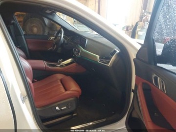 BMW X6 G06 2021 BMW X6 xDrive40i 2021 3.0l 3.0 Benzyna 335KM, zdjęcie 8