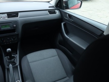 Skoda Rapid II Spaceback 1.6 TDI 90KM 2014 Skoda Rapid Spaceback 1.6 TDI, Salon Polska, zdjęcie 7
