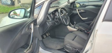 Opel Astra J Sports Tourer 1.7 CDTI ECOTEC 110KM 2012 OPEL ASTRA J 1.7 CDTI 110 KM, ładny, zadbany, zdjęcie 16