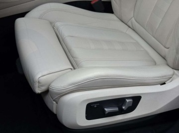 BMW X5 G05 SUV 2.0 25d 231KM 2019 BMW X5 xDrive25d sport Adaptacyjne zawieszenie M Ambiente CarPlay 2.0, zdjęcie 11