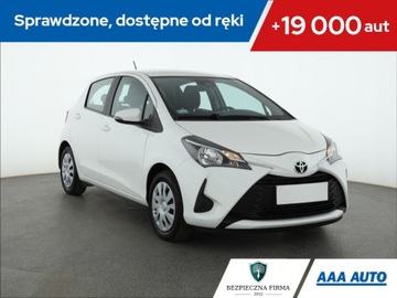 Toyota Yaris III Hatchback 5d Facelifting 2017 1.5 Dual VVT-iE 111KM 2018 Toyota Yaris 1.5 Dual VVT-i, Salon Polska