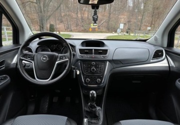 Opel Mokka I SUV 1.6 ecoFLEX 115KM 2013 Opel Mokka 1.6 Benzyna 115KM, zdjęcie 6