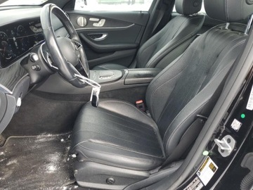 Mercedes Klasa E W213 2021 Mercedes-Benz Klasa E 350 4Matic 2021 2.0l 2.0 Benzyna 255KM, zdjęcie 7