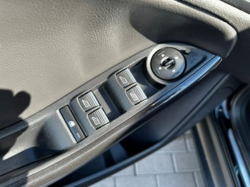 Ford Focus III Kombi Facelifting 1.5 TDCi 120KM 2015 Ford Focus LED Półskóra Grzane, zdjęcie 15