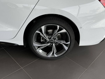 Audi A3 8Y Limousine Facelifting 1.5 35 TFSI 150KM 2025 AUDI A3 TFSI S Line Sedan 1.5 (150KM) 2025, zdjęcie 17