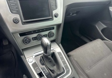 Volkswagen Passat B8 Variant 1.6 TDI BlueMotion SCR 120KM 2016 Volkswagen Passat 1.6TDI 120KM 2016r. auto zarejestrowane i ubezpieczone w, zdjęcie 11