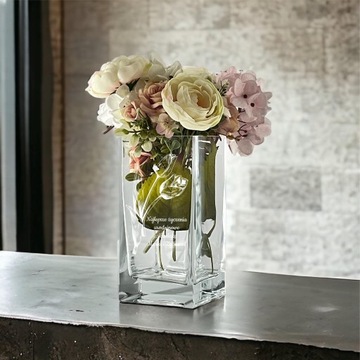 ВАЗА С ГРАВИРОВКОЙ ДЕНЬ МАТЕРИ, ДЕНЬ БАБУШКИ, СВАДЬБА, ЮБИЛЕЙ