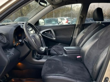 Toyota RAV4 III MPV Facelifting 2.0 Valvematic 158KM 2010 Toyota RAV-4 2.0 benzyna LPG, Automat, 4x4, Salon, zdjęcie 2