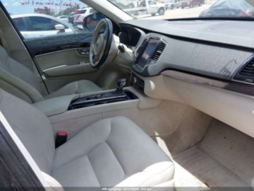 Volvo XC90 II 2016 Volvo XC 90 2016 Volvo XC90 AWD 4dr T6 Momentum 2.0 Benzyna 316KM, zdjęcie 4