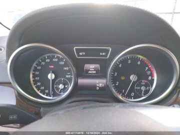 Mercedes Klasa M W166 2015 Mercedes-Benz ML 400 4Matic 2015 3.0l 3.0 Benzyna 329KM, zdjęcie 10