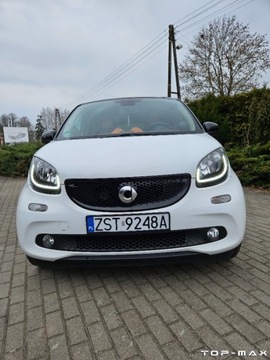 Smart Forfour II Hatchback 1.0 mhd 71KM 2015 Smart Forfour Fajny i oszczedny w bogatej wersji Benzyna 71KM, zdjęcie 9