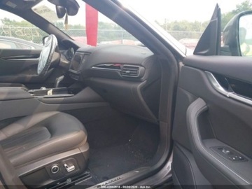 Maserati Levante 2023 Maserati Levante GT, 2023r., 4x4, 3.0L 3.0 Benzyna 345KM, zdjęcie 8