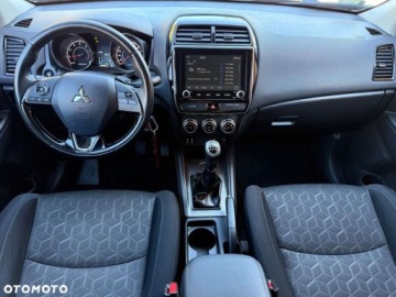 Mitsubishi ASX I SUV Facelifting 2019 2.0 150KM 2019 Mitsubishi ASX Mitsubishi ASX 2.0 Intense 2.0 Benzyna 150KM, zdjęcie 3