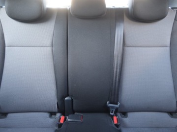 Hyundai i20 II Coupe 1.2 MPI 84KM 2017 Hyundai i20 1.2, Salon Polska, 1. Właściciel, zdjęcie 9