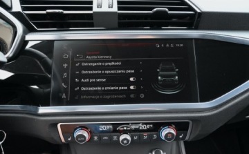 Audi Q3 II SUV 2.0 35 TDI 150KM 2023 Audi Q3 2,0 TDI 150 KM S-LINE Alkantara Full Led Virtual Kamera 2.0 Diesel, zdjęcie 26