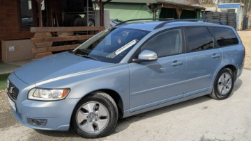 Volvo V50 1.6 DRIVe 109KM 2009 Volvo V50 1.6D 109PS OPŁACONY Bezwypadkowy Serwis, zdjęcie 2