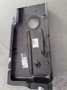 2E1 802 034B PODŁUŻNICA Tylny element boczny