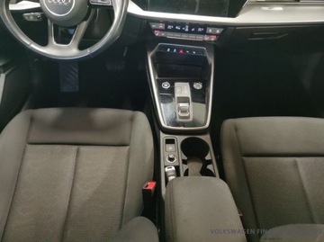 Audi A3 8Y Sportback 1.5 35 TFSI 150KM 2023 Audi A3 Sportback tempomat, ogrzewane fotele, kamera cofania, lane asisst, zdjęcie 7