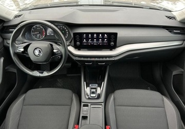 Skoda Octavia IV Liftback 1.0 TSI EVO 110KM 2023 Skoda Octavia Ambition Pakiety, Podgrzewana kierownica i fotele, Kamera,, zdjęcie 3