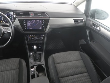 Volkswagen Touran III 1.5 TSI EVO 150KM 2020 VW Touran 1.5 TSI, Salon Polska, Automat, zdjęcie 7