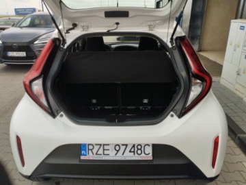 Toyota Aygo X 1.1 VVT-i 72KM 2023 Toyota Aygo X 1.0 VVTi Active TOYOTA AYGO X 1.0, F, zdjęcie 12