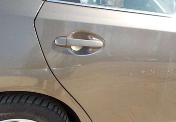 Toyota Auris II 2018 Toyota Auris Okazja 1.8 Hybryda 98KM, zdjęcie 14