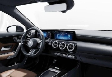 Mercedes Klasa A W177/V177 Hatchback Facelifting 1.3 200 163KM 2025 Mercedes-Benz Klasa A 200 AMG Advanced Plus 1.3 Benzyna 163KM, zdjęcie 4