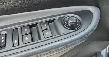 Opel Mokka I SUV 1.4 Turbo ECOTEC 140KM 2017 Opel Mokka 1.6 benzyna turbo 2015 wersja poliftowa 1.6 Benzyna 115KM, zdjęcie 34