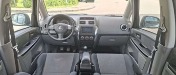 Suzuki SX4 I Hatchback 1.6 i 16V VVT 107KM 2006 Suzuki SX4 Suzuki SX4 1.6 VVT 4x2 Comfort 1.6 Benzyna 107KM, zdjęcie 10